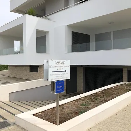 Apartament Mm Luxury Gold & Rubin *