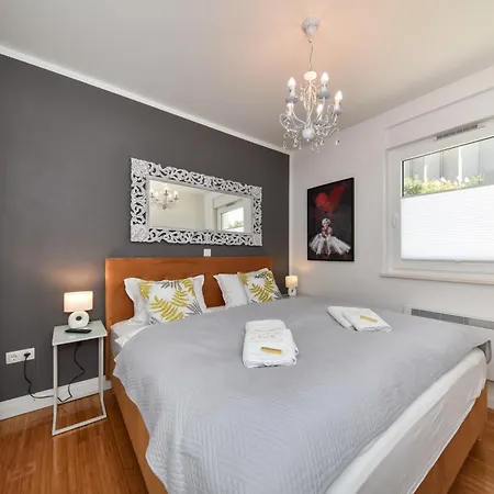Apartment Mm Luxury Gold & Rubin Zadar