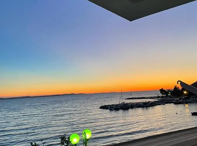 Mm Luxury Gold & Rubin * Zadar