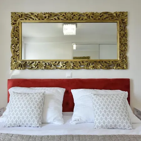 Mm Luxury Gold & Rubin * Zadar