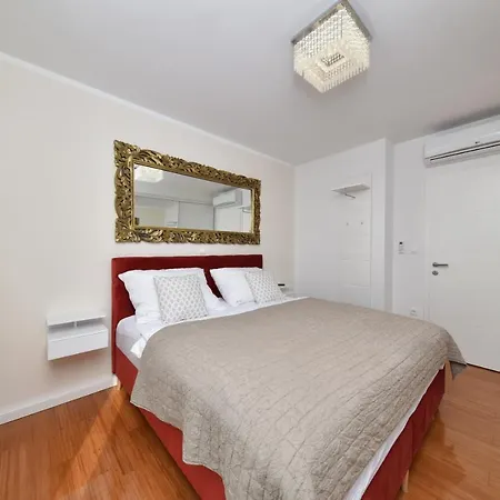 Apartamento Mm Luxury Gold & Rubin