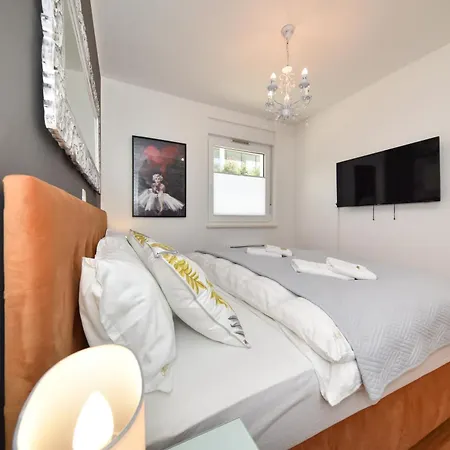 Apartamento Mm Luxury Gold & Rubin *