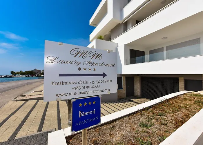 Mm Luxury Gold & Rubin