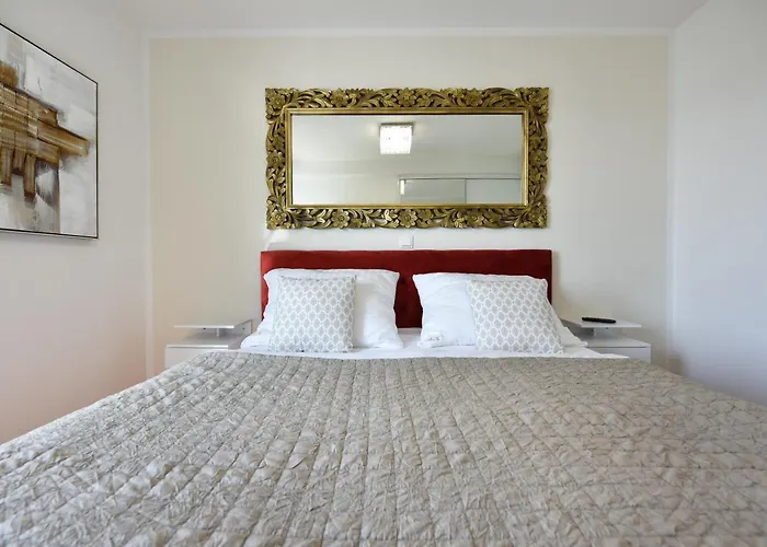 Apartament Mm Luxury Gold & Rubin